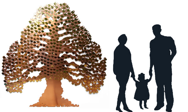 Illustrating the size of the Eternal tree from Metallic Garden, against silhouettes of people